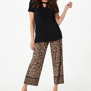 Susan Graver regular liquid knit top and printed crop pants set